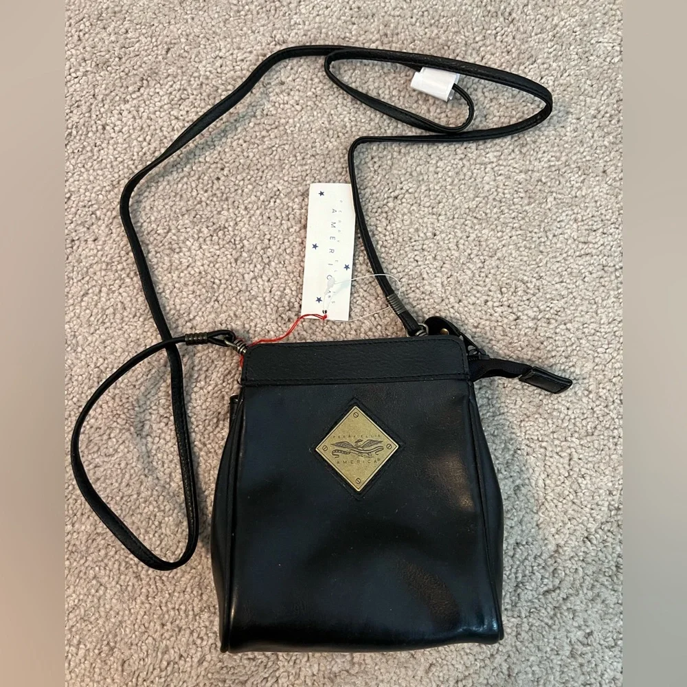 Perry Ellis Black Leather Crossbody Bag Vintage Small Shoulder Purse - Picture 2 of 6